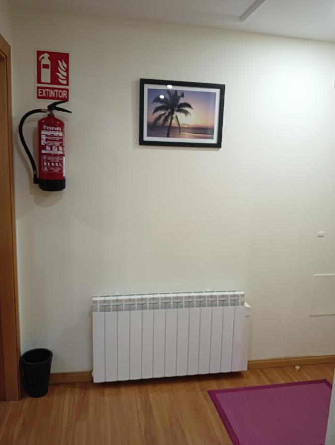 Apartamentos Chevere Rojo-Huca Oviedo Kültér fotó