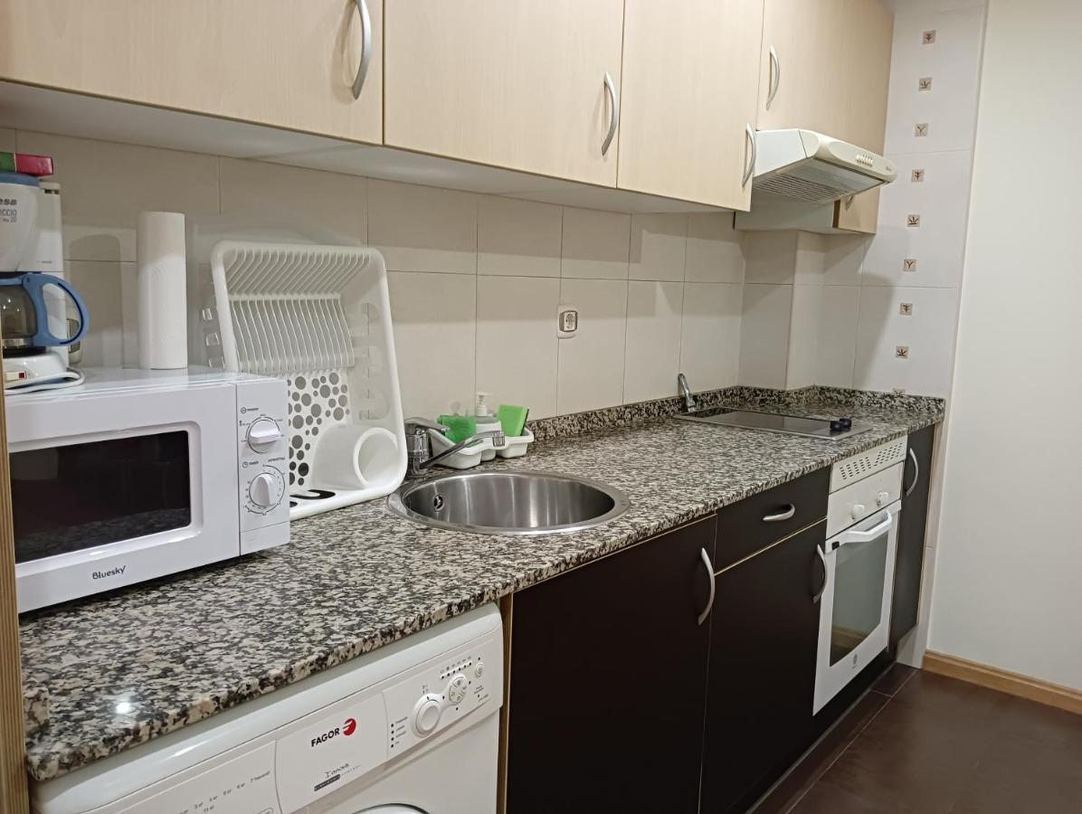 Apartamentos Chevere Rojo-Huca Oviedo Kültér fotó