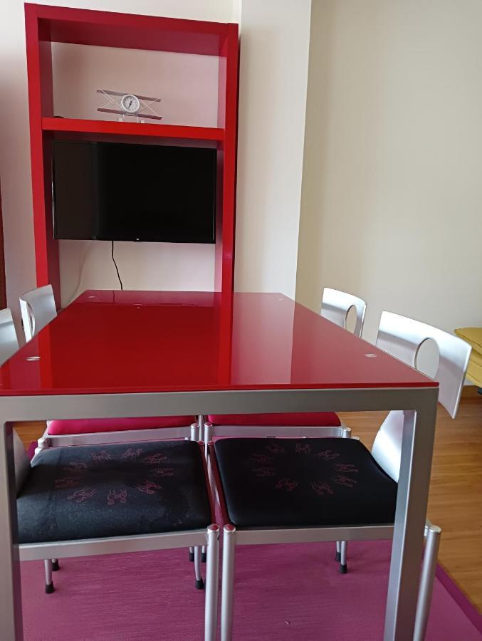 Apartamentos Chevere Rojo-Huca Oviedo Kültér fotó